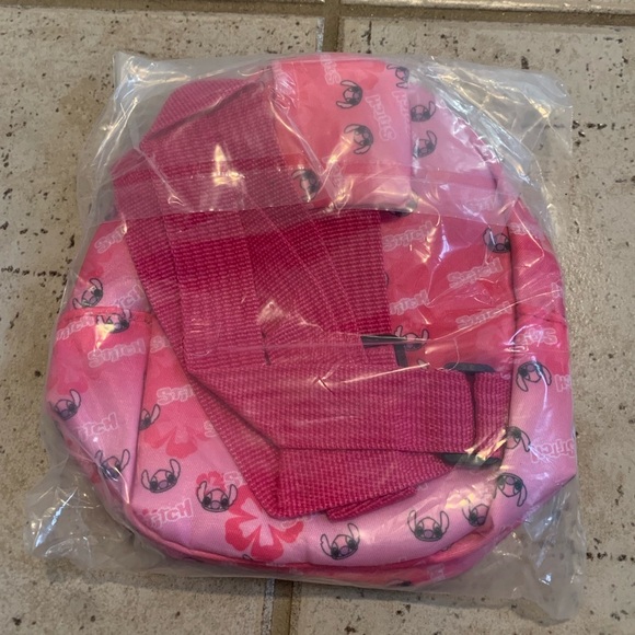 NEW Lilo & Stitch Mini Coin Pouch - Picture 3 of 8